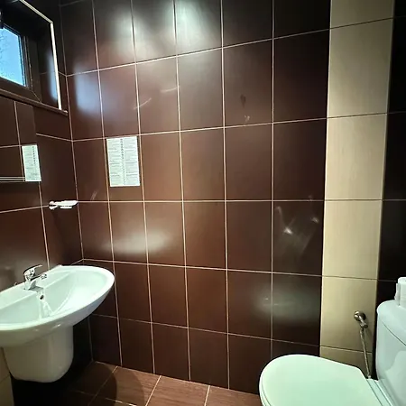 Menada Imperial Heights דירה סאני ביץ'