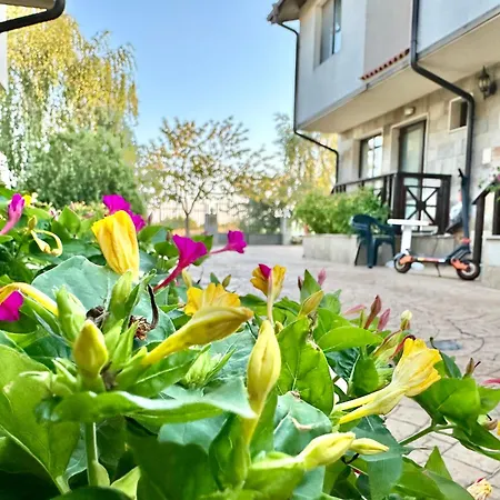 Menada Imperial Heights Apartman *