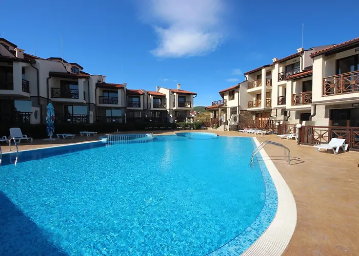 Menada Imperial Heights Apartment