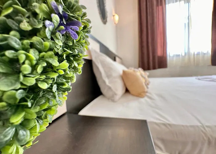 Menada Imperial Heights * Slantschew brjag