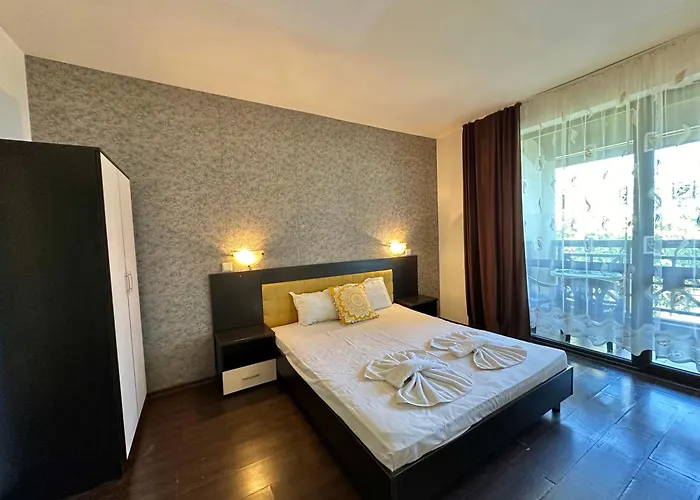 Menada Imperial Heights